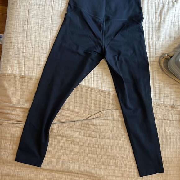 Girlfriend Collective High Rise Compressive Legging - Picture 2 of 4